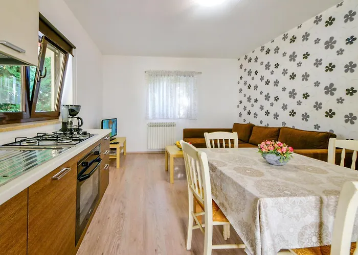 Dom wakacyjny Lucija By Interhome